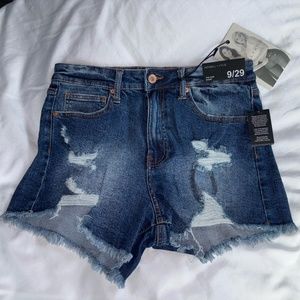 NWT Kendall and Kylie The Icon Distressed Denim Shorts